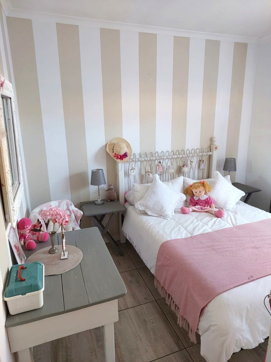 4 Bedroom Property for Sale in Winslow Western Cape